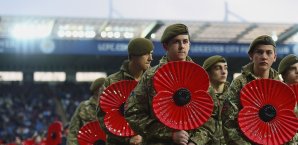Die Poppy erinnert an Kriegstote Poppy