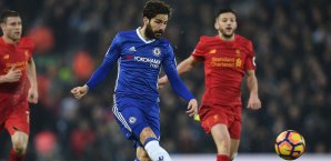 Cesc Fabregas soll der Wunschtransfer von Milan-Coach Montella sein Cesc Fabregas