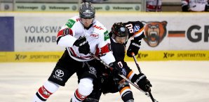 Ehrhoff (l.) will es in der DEL noch einmal wissen Christian Ehrhoff