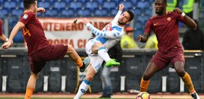 Dries Mertens erzielte beiden Treffer für Neapel Dries Mertens