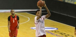 Kostja Mushidi ist beim Hoop Summit dabei Kostja Mushidi