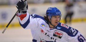 Mirko Höfflin wechselt von Mannheim zu den Schwenninger Wild Wings Mirko Höfflin