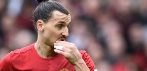 Zlatan Ibrahimovic und Tyrone Mings gerieten aneinander Zlatan Ibrahimovic