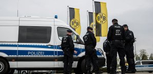 Nach dem Anschlag auf den Mannschaftsbus von Borussia Dortmund wurde eine Festnahme verkündet Borussia Dortmund