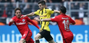 Der BVB setzt im Spiel gegen Frankfurt ein Zeichen gegen Homophobie Borussia Dortmund