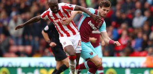 Bruno Martins Indi (li.) im Zweikampf mit Havard Nordtveit Bruno Martins Indi