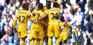 Crystal Palace stürzte sensationell den Tabellenführer Crystal Palace