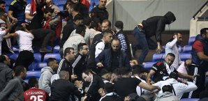 Fans geraten im Vorfeld des Spieles außer Kontrolle Europa League, Besiktas Istanbul, Olympique Lyon
