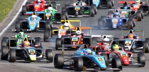 Beim Formel-4Rennen in Donington Park kam es vergangenes Wochenende zum folgenschweren Unfall Formel 4