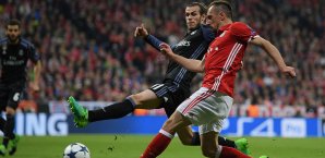 Gareth Bale wurde gegen die Bayern mit Wadenproblemen ausgewechselt Gareth Bale