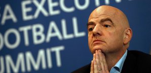 UEFA verabschiedet einstimmig Reformpaket Gianni Infantino