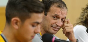Juve-Trainer Allegri ist von der Leistung seines Schützlings Dybala mehr als angetan Juventus Turin, Paulo Dybala, Massimiliano Allegri