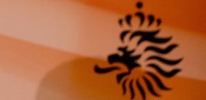 Der KNVB will ab dem Sommer 2018 einen Videoschiedsrichter einführen KNVB