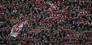 Fans des 1. FC Köln verweigerten beim Spiel gegen Eintracht Frankfurt die Unterstützung ihrer Spieler Köln-Fans
