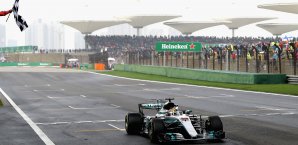 Lewis Hamilton siegte überlegen in China Lewis Hamilton