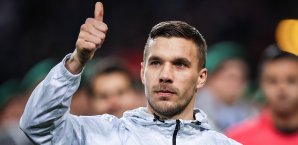 Lukas Podolski ist Botschafter der Eishockey-WM in Köln und Paris Lukas Podolski