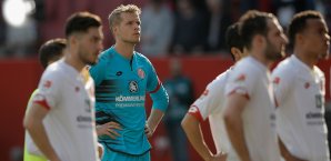 Ein Vorsänger schwörte die niedergeschlagenen Mainzer ein Mainz 05