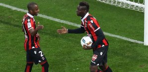 Mario Balotelli traf vom Punkt aus zum zwischenzeitlichen Ausgleich Mario Balotelli