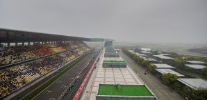 Aufgrund des schlechten Wetters in Shanghai musste das Training abgebrochen werden Shanghai