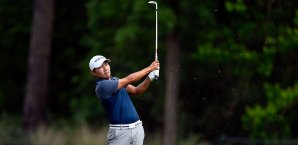 Sung Kang führt vor dem Schlusstag deutlich vor Rickie Fowler Sung Kang
