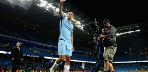 Pablo Zabaleta verabschiedete sich in seinem letzten Heimspiel für ManCity von den Fans Pablo Zabaleta