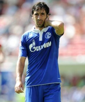 Der Schalker Torschütze Raúl
