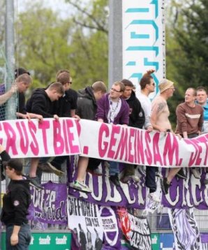 Osnabrück Fans Osnabrück Fans imago 400x480
