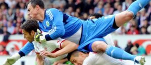 VfB Stuttgart VfL Wolfsburg Bundesliga  Matthieu Delpierre Diego Benaglio