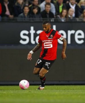 Yann M'Vila Stade Rennes