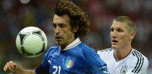 Andrea Pirlo und Bastian Schweinsteiger Andrea Pirlo, Bastian Schweinsteiger, Deutschland, Italien