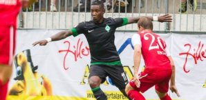 Eljiro Elia trifft für Bremen beim Test gegen Cottbus