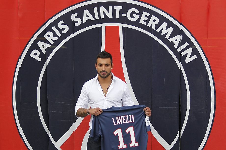 Ezequiel Lavezzi bei der Vorstellung in Paris
