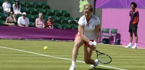 Kim Clijsters,London,Wimbledon,Return