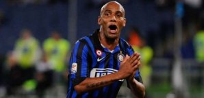 Maicon,inter mailand,gefaltete,Hände