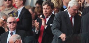 Stan Kroenke,FC Arsenal,Tribüne,FA Cup