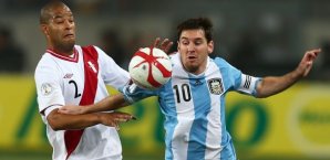 lionel messi, argentinien, alberto rodriguez, peru