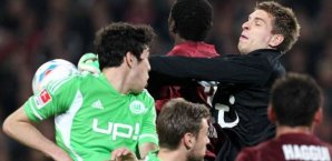 Ron-Robert Zieler, Hannover 96, VfL Wolfsburg