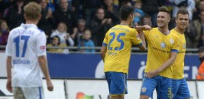 Der Braunschweiger Jubel über das 1:0 eintracht,braunschweig,2.bundesliga