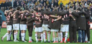 St. Pauli feiert das Ende der Negativserie FC St. Pauli, 2. Liga