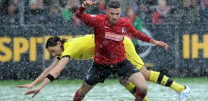 Die Bedingungen in Freiburg waren für beide Teams irregulär SC Freiburg, Borussia Dortmund, Bundesliga