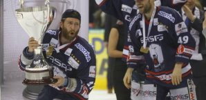 Sven,felski,eisbären,berlin,meister,pokal,del