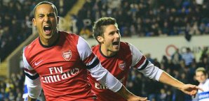 Theo Walcott erzielte drei Tore beim 7:5-Sieg des FC Arsenal Theo Walcott, Olivier Giroud, FC Arsenal, FC Reading, Ligapokal
