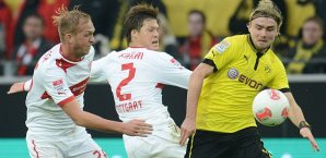 Marcel Schmelzer, Raphael Holzhauser (l), Gotoku Sakai, BVB, VfB Stuttgart