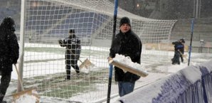 Winterliche Verhältnisse beim FSV Frankfurt 2Bundesliga,FSV Frankfurt