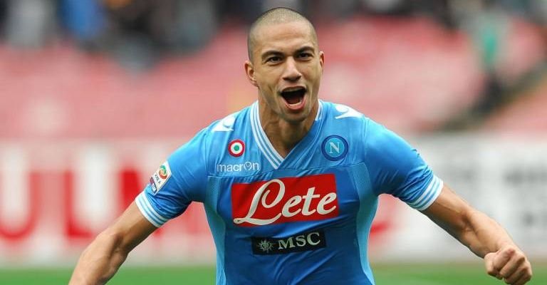 Gökhan Inler (SSC Neapel)