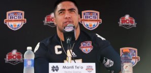 Manti Te'o wird sich noch eine Menge Fragen gefallen lassen müssen Manti Te'o,notre,dame,fighting,irish,bcs,bowl,mikrofon