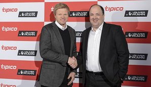 Oliver Kahn zusammen mit Stefan Meurer, Geschäftsführer von Tipico Deutschland oliver kahn