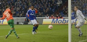 Felix Klaus erzielt das erste Tor für Greuther Fürth auf Schalke Felix Klaus, Greuther Fürth, Schalke