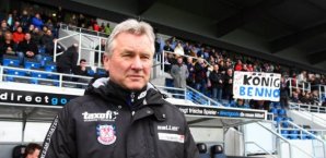 Benno Möhlmanns Team unterlag beim Jubiläum Fußball,Möhlmann
