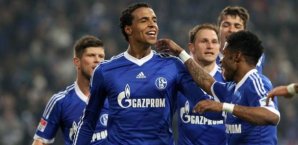 Joel Matip schoss Schalke 04 zum Sieg Joel Matip,FC Schalke 04